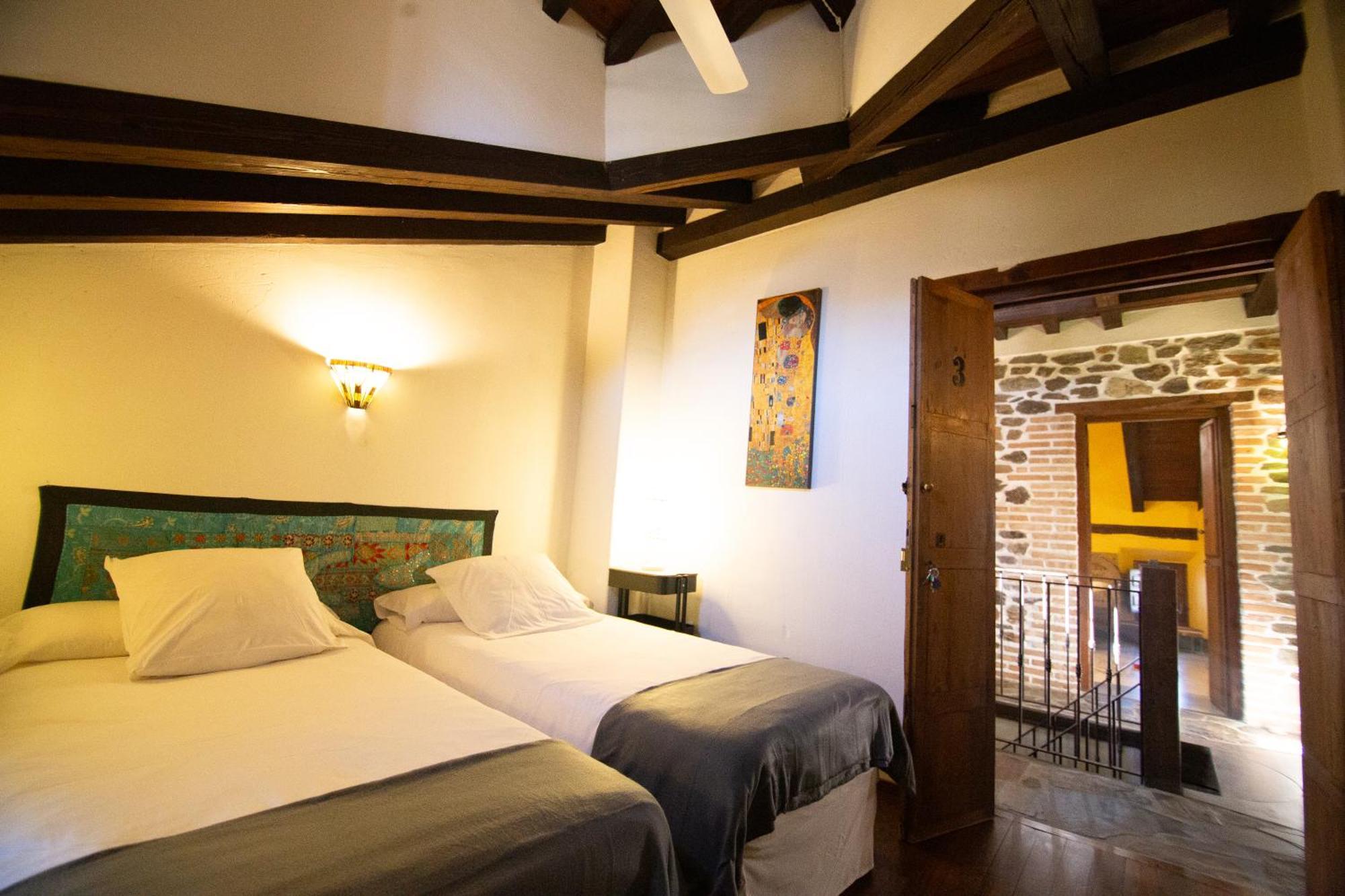 Cortijo Los Arbolitos, Casa Compartida Гуэхар-Сьерра Номер фото